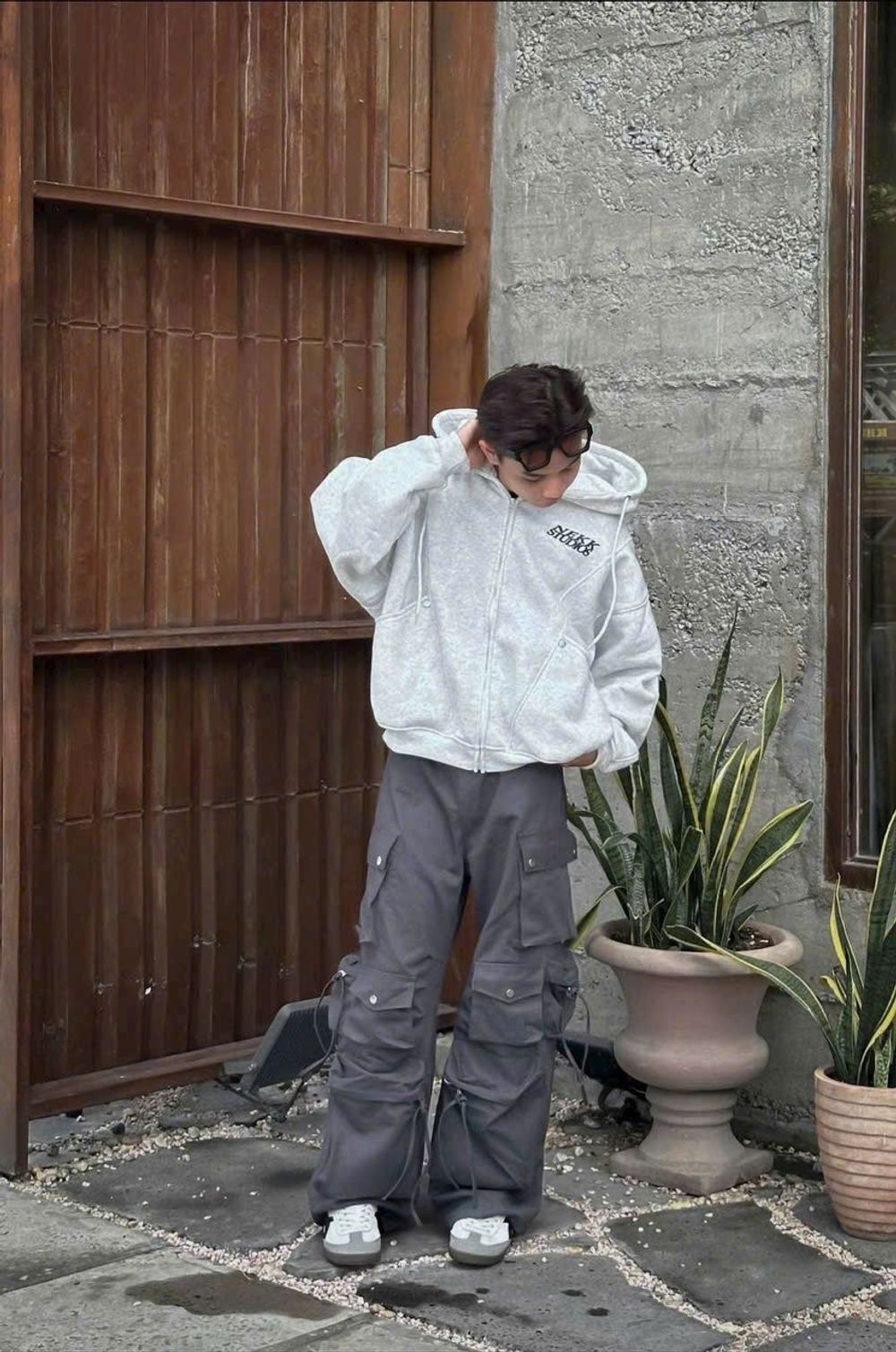 Áo Khoác Form Boxy In Nổi Serial Chiller Cổ Cao Chất Nỉ Bông - Freesize Dưới 70kg