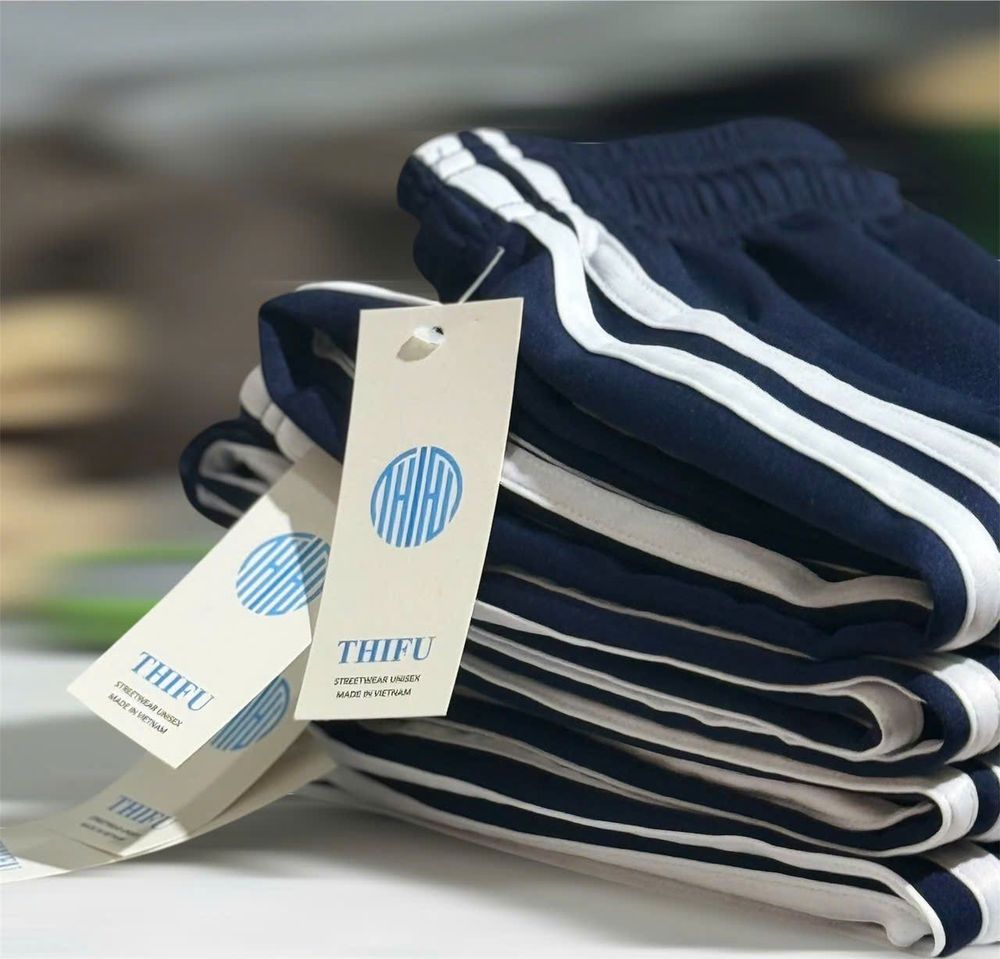 Quần Thể Dục Học Sinh Cấp 1-2 Chất Liệu Thun 2 Da Co Giãn, Mềm Mịn