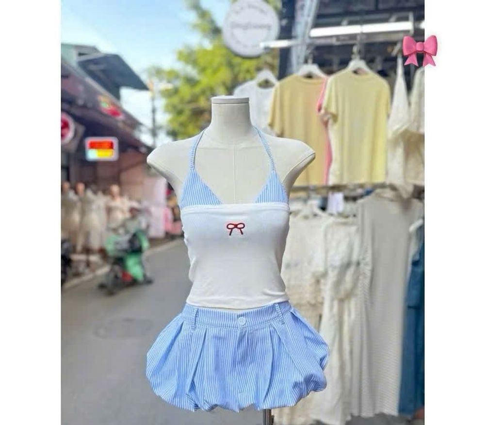 Set Đi Biển 3 Món Áo Quây + Bra Phối Quần Đùi Bí Xếp Li