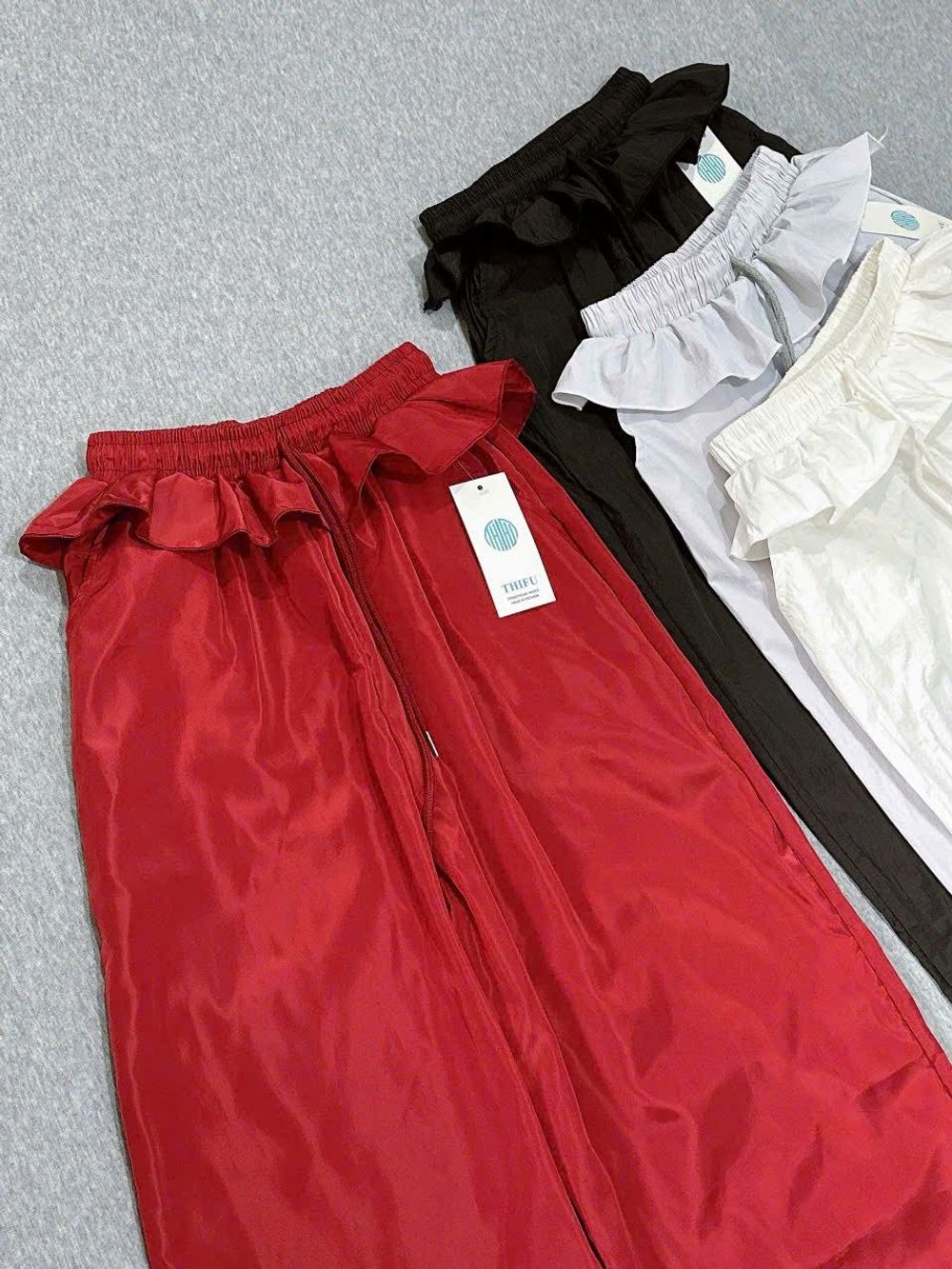 Quần Ống Rộng Lưng BÈO Dây Rút LAI Chất Dù Nhăn Freesize Dưới 65kg