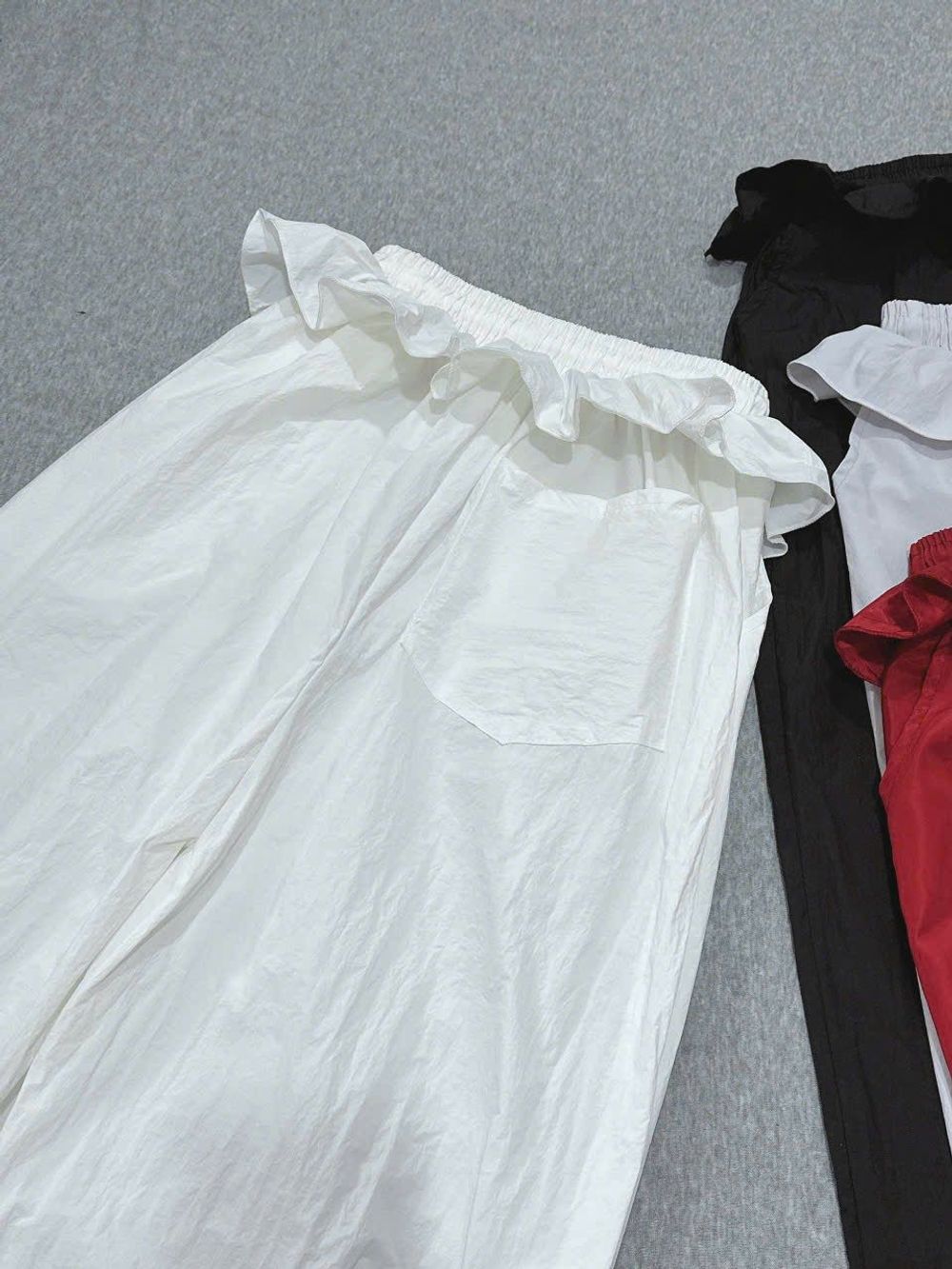 Quần Ống Rộng Lưng BÈO Dây Rút LAI Chất Dù Nhăn Freesize Dưới 65kg