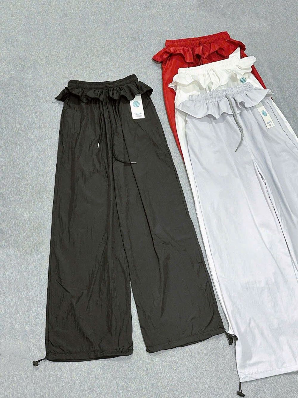 Quần Ống Rộng Lưng BÈO Dây Rút LAI Chất Dù Nhăn Freesize Dưới 65kg