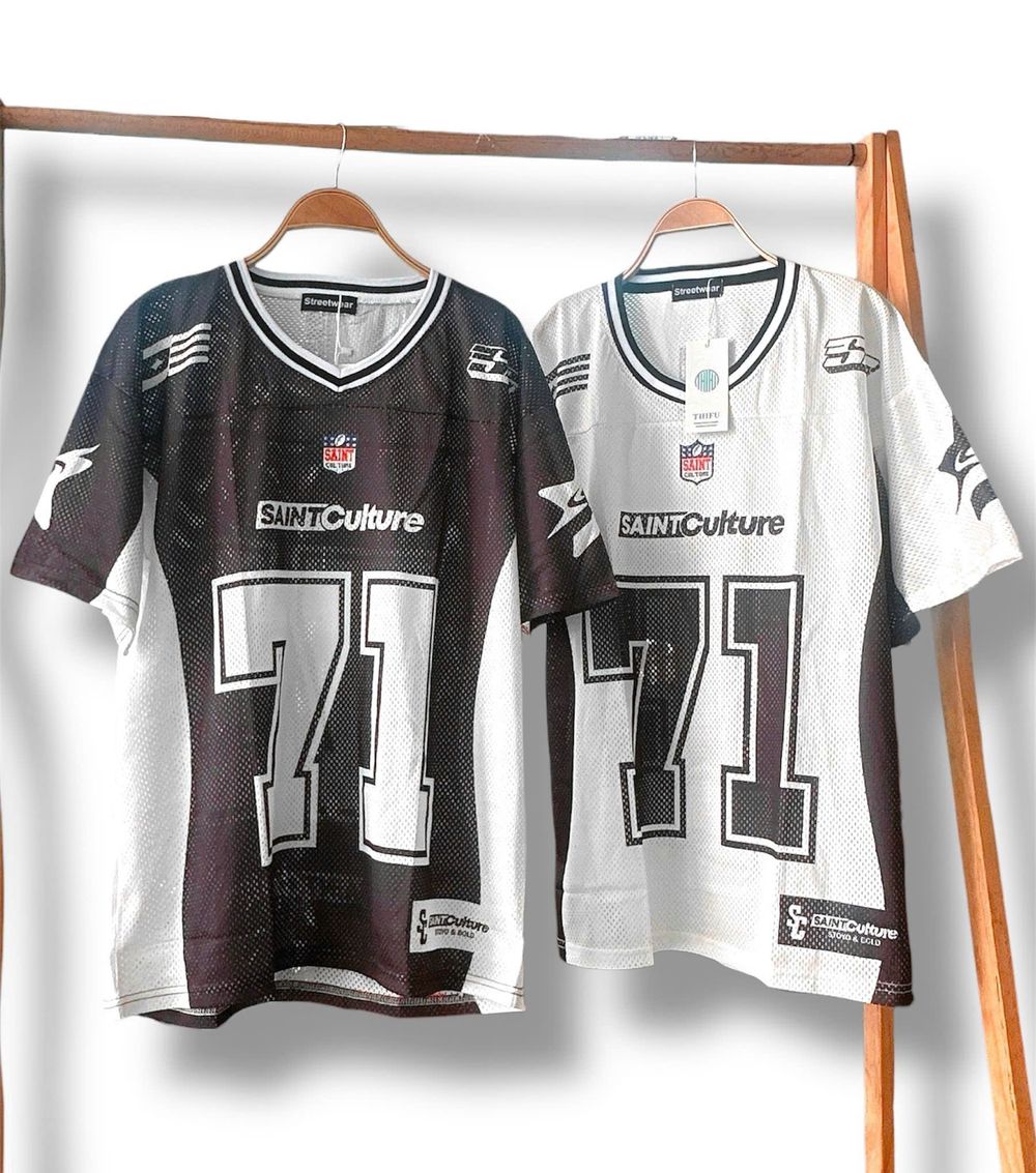 Áo thun lưới kiểu dáng thể thao