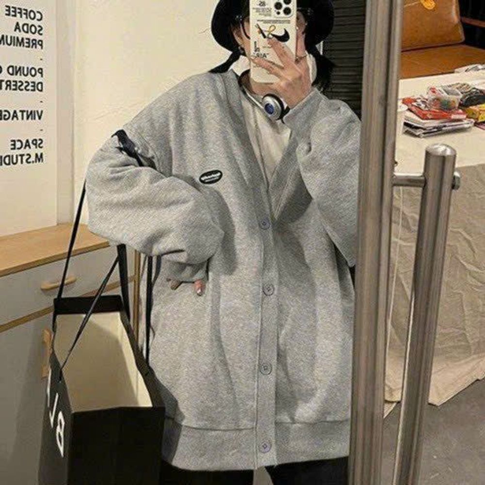 Áo khoác cadigan nữ, logo thêu nhỏ