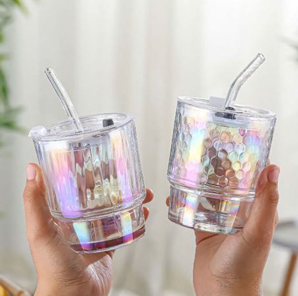 Cốc thủy tinh 7 sắc màu kèm hút (THÙNG 58C)