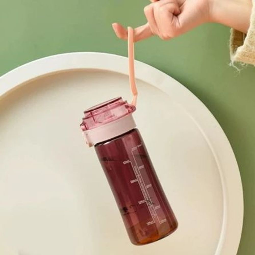 Bình nhựa kèm ống hút (THÙNG 80C)