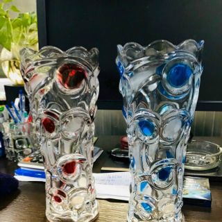 Lọ hoa 30cm loe thủy tinh trắng , màu