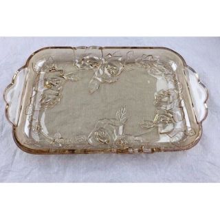 Khay thủy tinh chữ nhật vàng tiệp