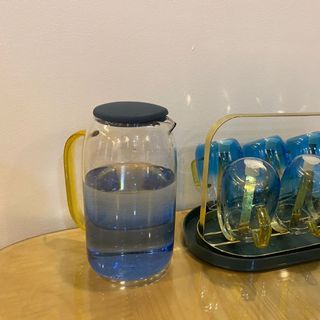 Bộ giá úp cốc bầu dục sang chảnh kèm khay hứng Bộ giá úp cốc bầu dục sang chảnh kèm khay hứng