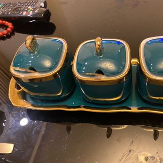Bộ Bộ 3 Hũ Đựng Gia Vị Sứ Màu Xanh Trắng Tráng Men Cao Cấp Bộ Bộ 3 Hũ Đựng Gia Vị Sứ Màu Xanh Trắng Tráng Men Cao Cấp