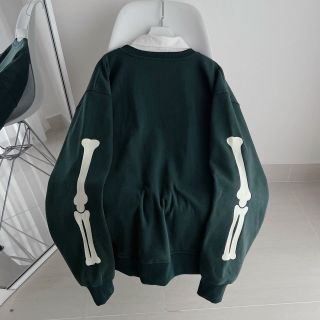 Áo sweater logo in bộ xương form đẹp xuất sắc Áo sweater logo in bộ xương form đẹp xuất sắc