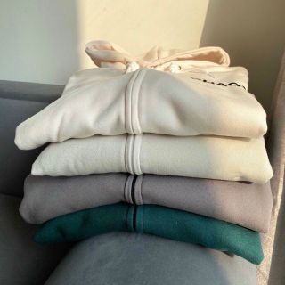 Áo khoác thun nỉ logo thêu chaos form đẹp xuất sắc Áo khoác thun nỉ logo thêu chaos form đẹp xuất sắc