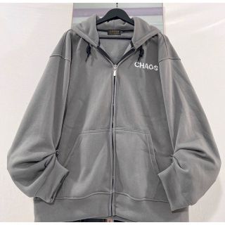 Áo khoác thun nỉ logo thêu chaos form đẹp xuất sắc Áo khoác thun nỉ logo thêu chaos form đẹp xuất sắc