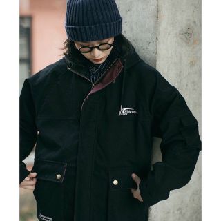 Áo khoác kaki túi hộp mềm logo thêu 2 lớp form rộng nón bự. Áo khoác kaki túi hộp mềm logo thêu 2 lớp form rộng nón bự.