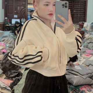 Áo khoác nỉ nam nữ form rộng ba sọc tay phong cách ulzzang unisex cổ trụ trơn Áo khoác nỉ nam nữ form rộng ba sọc tay phong cách ulzzang unisex cổ trụ trơn