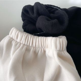 Áo khoác tay dài form cánh dơi in chữ FY Mặt cười Bự form rộng nón 2 lớp bự Siêu Xinh. Áo khoác tay dài form cánh dơi in chữ FY Mặt cười Bự form rộng nón 2 lớp bự Siêu Xinh.