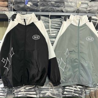 Ao Khoác Bomber SLC From Rộng Unisex ( Nam nữ Đều Mặc Được) Ao Khoác Bomber SLC From Rộng Unisex ( Nam nữ Đều Mặc Được)
