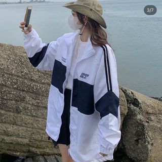 ÁO KHOACA ZIP DUMBLE Vãi Dù 2 Lớp Dày dặn Form Ulzzang Unisex ÁO KHOACA ZIP DUMBLE Vãi Dù 2 Lớp Dày dặn Form Ulzzang Unisex