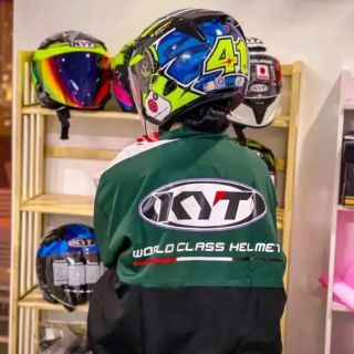 Áo khoác Phượt in KYT nam nữ chất vải dù gió 2 lớp . Áo khoác Phượt in KYT nam nữ chất vải dù gió 2 lớp .