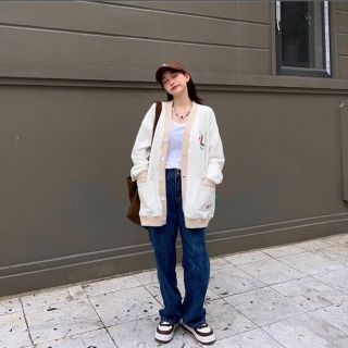 Áo khoác cadigan thêu chữ thelll siêu đẹp dễ thương.