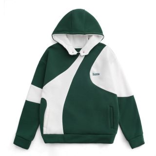 Áo hoodie DESSY nỉ bông dày dặn nút bấm phối màu phối form rộng unisex nam nữ. Áo hoodie DESSY nỉ bông dày dặn nút bấm phối màu phối form rộng unisex nam nữ.