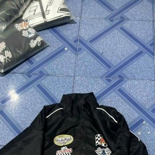 Áo khoác dù 2 lớp fafic studio rasing flag jaker , in nhiều họa tiết