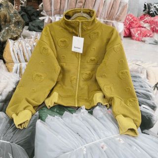 Áo khoác nữ chất xốp dập nổi đầu gấu cao cấp , tay phồng Áo khoác nữ chất xốp dập nổi đầu gấu cao cấp , tay phồng