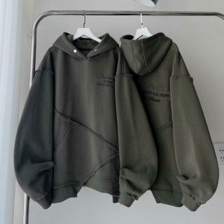 Áo hoodie Unisex logo thêu premium stardio vạt chéo hot trend. Form rộng dưới 85kg