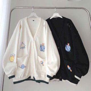 Áo khoác cadigan in họa tiết trái đất cute hot trend. Form rộng 55-80kg