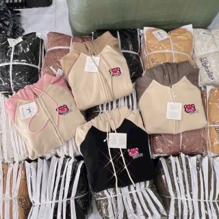 Áo khoác nỉ dệt tay ralang khoá kéo thêu gấu REAR form rộng dưới 75kg Áo khoác nỉ dệt tay ralang khoá kéo thêu gấu REAR form rộng dưới 75kg