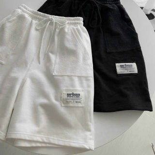 Quần đùi lửng chất thun nỉ mịn,form dưới 70kg thêu mạc URBAN Quần đùi lửng chất thun nỉ mịn,form dưới 70kg thêu mạc URBAN