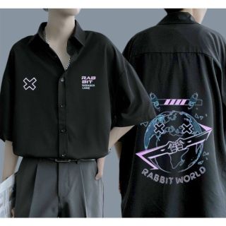 Áo sơ mi na. tay lỡ chất lụa mịn, logo in RABBIT WORD, hàng đẹp Áo sơ mi na. tay lỡ chất lụa mịn, logo in RABBIT WORD, hàng đẹp