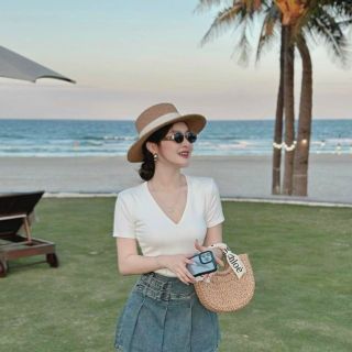 Sét 3 món áo thun gân tăm kèm váy jean,freesize dưới 55kg