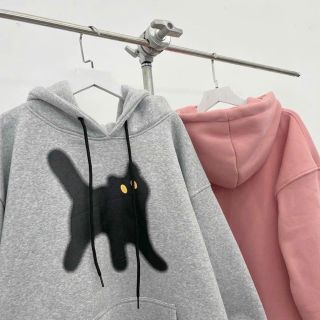 Áo hoodie in mèo đen nón rộng 2 lớp, form rộng 75kg,vải dày mịn, chống nắng tốt. Nách rộng tay phồng, diễu chằn mí lai,vai và nách