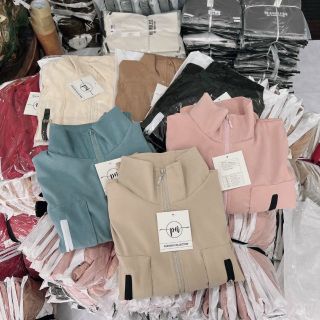 Áo khoác da lộn có nón có nút chặn nón,2 lớp lót dù,logo thêu form to 70kg