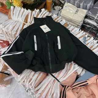 Áo khoác da lộn có nón có nút chặn nón,2 lớp lót dù,logo thêu form to 70kg