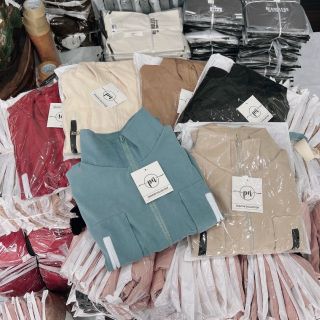 Áo khoác da lộn có nón có nút chặn nón,2 lớp lót dù,logo thêu form to 70kg