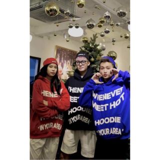 Áo hoodie in nổi WHENEVER nón 2 lớp cùng màu ,tay phòng Áo hoodie in nổi WHENEVER nón 2 lớp cùng màu ,tay phòng