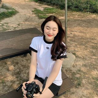 Áo thun baby tee chạy sọc tay, logo in B, chất cotton borip xịn, co giãn tốt Áo thun baby tee chạy sọc tay, logo in B, chất cotton borip xịn, co giãn tốt