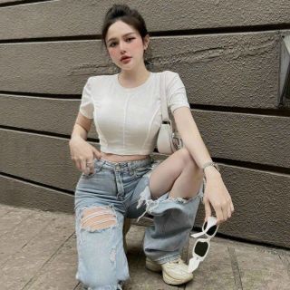 Croptop kiểu ôm body chiết eo chất thun gân co giãn freesize dưới 58kg Croptop kiểu ôm body chiết eo chất thun gân co giãn freesize dưới 58kg