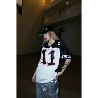 Áo thun UNISEX nam nữ số 11 chất thun mè thái bóng hot trend Áo thun UNISEX nam nữ số 11 chất thun mè thái bóng hot trend