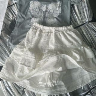 ￼SET VÁY NỮ THỜI TRANG ÁO CHẤT THUN GÂN GẮN NƠ DỆT PHỐI CHÂN VÁY REN NHÚNG TẦNG CÓ LÓT