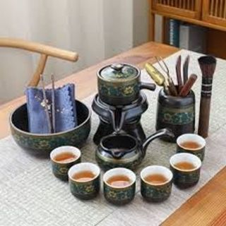 Bộ Ấm Chén Uống Trà Gốm Sứ Hoa Cẩm Đỏ - Sự Hòa Quyện Hoàn Hảo Giữa Nghệ Thuật Và Trà