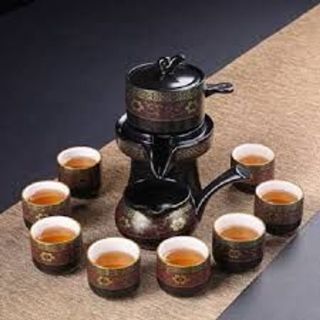 Bộ Ấm Chén Uống Trà Gốm Sứ Hoa Cẩm Đỏ - Sự Hòa Quyện Hoàn Hảo Giữa Nghệ Thuật Và Trà