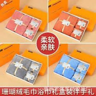 SET 3 KHĂN HÀN QUỐC LÔNG CỪU (KÈM TÚI XÁCH)