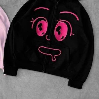 Aó khoác 8 túi in biểu cảm đáng yêu, chất thun nỉ dày mịn, nón rộng 2 lớp, freesize dưới 70kg Aó khoác 8 túi in biểu cảm đáng yêu, chất thun nỉ dày mịn, nón rộng 2 lớp, freesize dưới 70kg