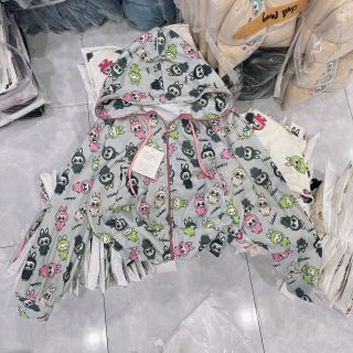 Áo khoác LaBUBU chất len gân freesize dưới 70kg. nón rộng