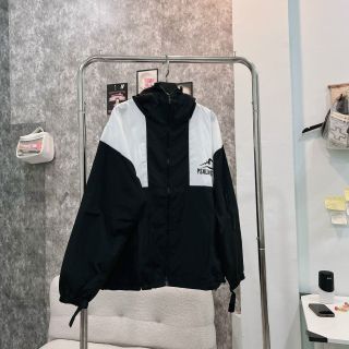 Áo khoác 2 lớp lót dù phối thân ĐEN TRẮNG in PSALMIST dây kéo phao