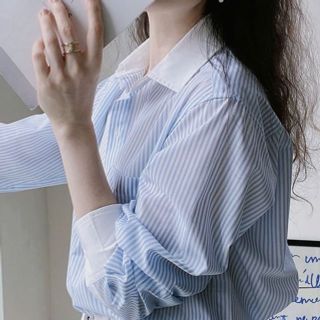 ÁO SƠ MI CROPTOP phối CỔ TRẮNG Chất vải kate sọc mát freesize dưới 55kg