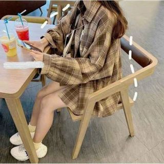 Sơ mi sọc caro form rộng tay phồng freesize 70kg Sơ mi sọc caro form rộng tay phồng freesize 70kg